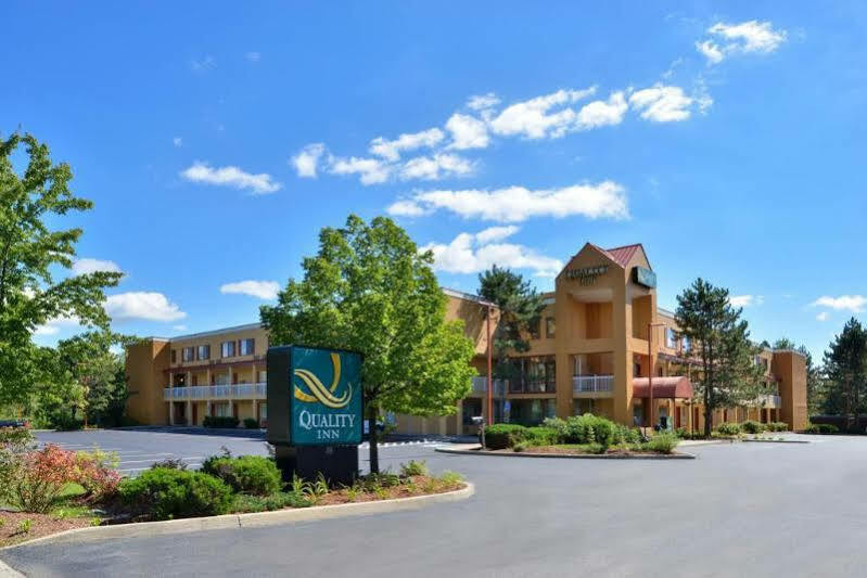 Quality Inn Colchester - Burlington Exterior foto
